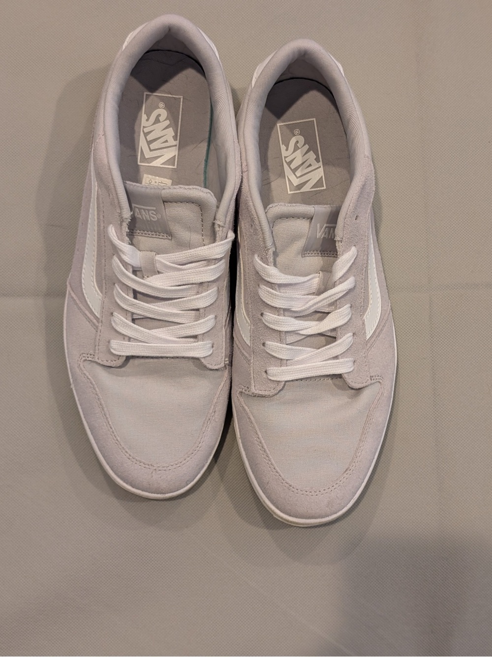 Vans Men’s Authentic Sneakers NWOT